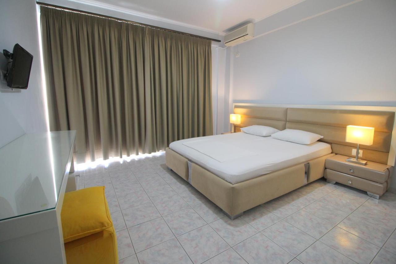 Murati Suites Sarande Exterior photo