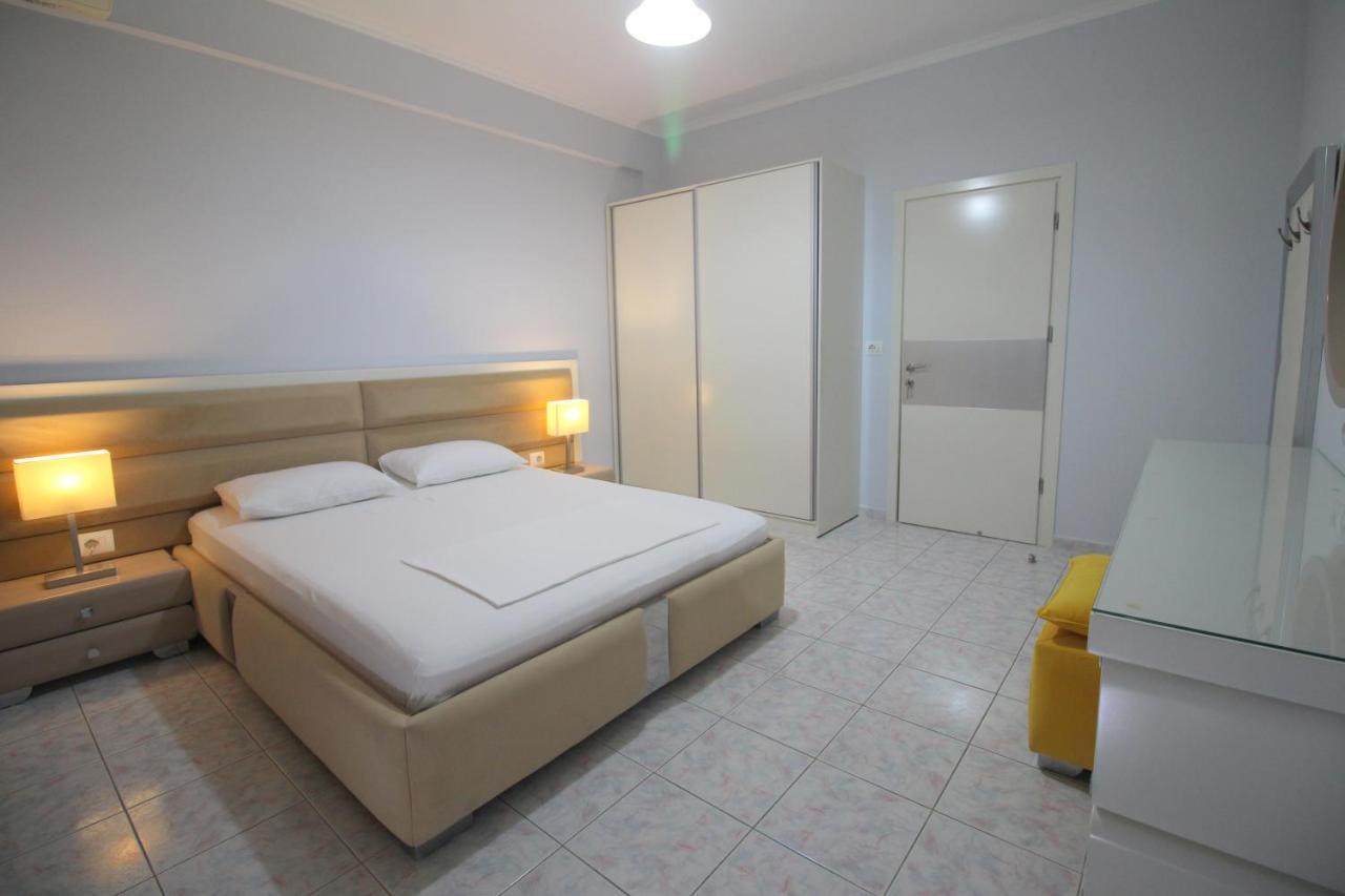 Murati Suites Sarande Exterior photo