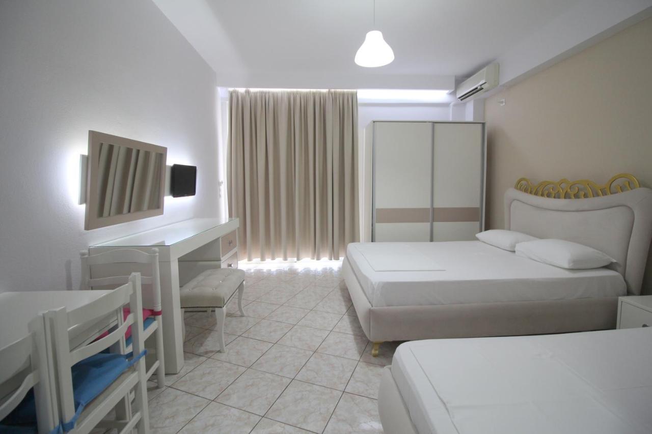 Murati Suites Sarande Exterior photo